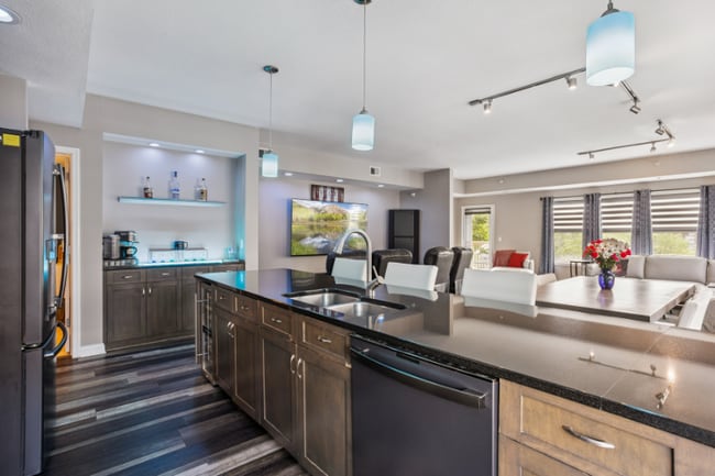 Building Photo - 1829 Park Ave