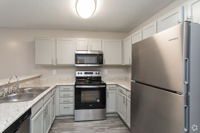 1BR, 1BA - 850SF - Wendover Ridge