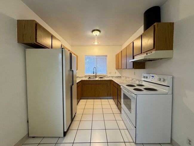 Foto del edificio - Charming 2 Bed, 1 Bath Close to Downtown G...