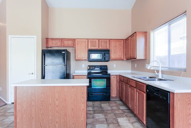 Foto del edificio - 6625 W Gross Ave
