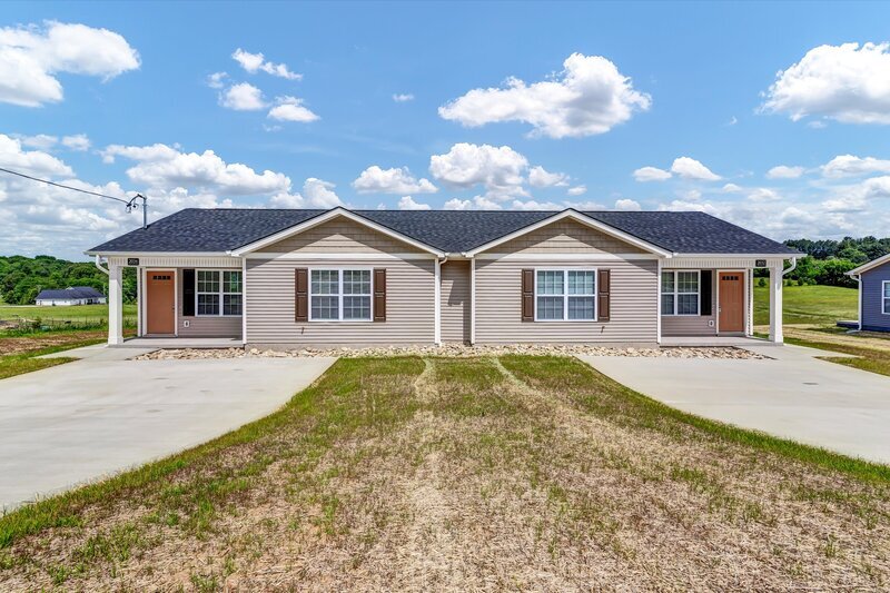 Primary Photo - 2030 McCleary Rd