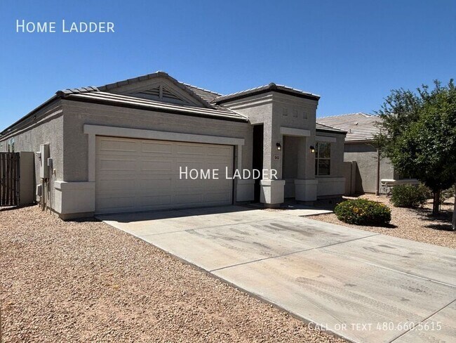 Foto del edificio - 10453 E Cliffrose Ln