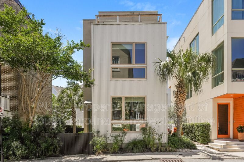 Photo - 4493 Summey St