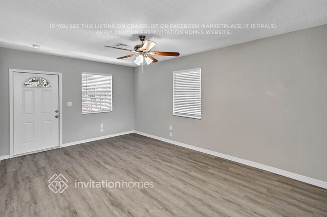 Building Photo - 3028 Ridgeway Ave