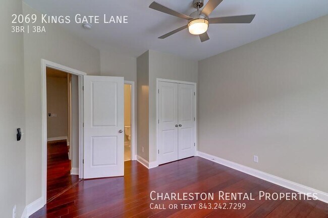 Foto del edificio - 2069 Kings Gate Ln