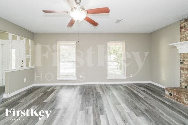 Foto del edificio - 23323 Whispering Willow Dr