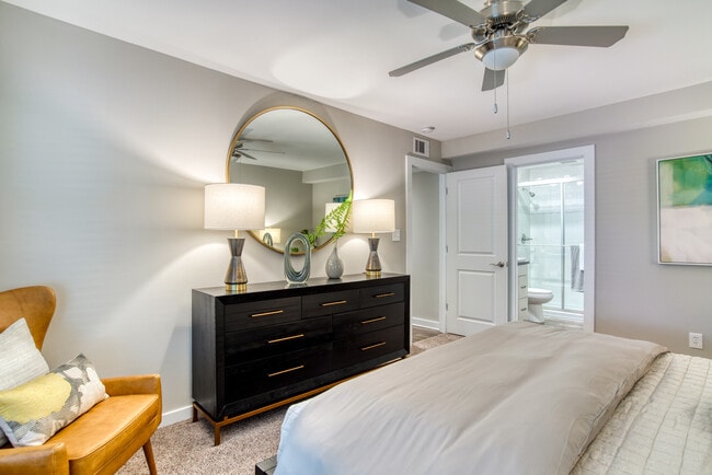 Building Photo - Avonlea Riverside