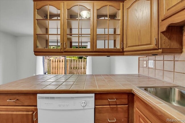 Building Photo - 13426 Denver Cir E