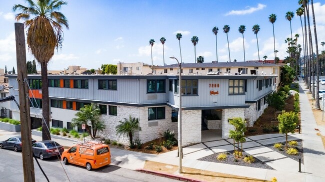 Interior Photo - Hayden on Hollywood (7200)
