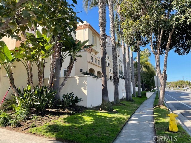 Primary Photo - 5500 Torrance Blvd