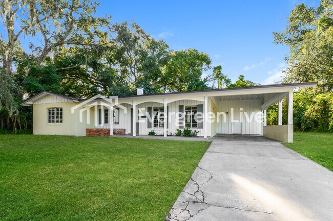 Foto del edificio - 2222 N Hastings St