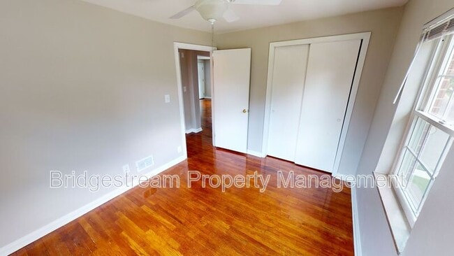 Building Photo - 1400 Stockton Ave