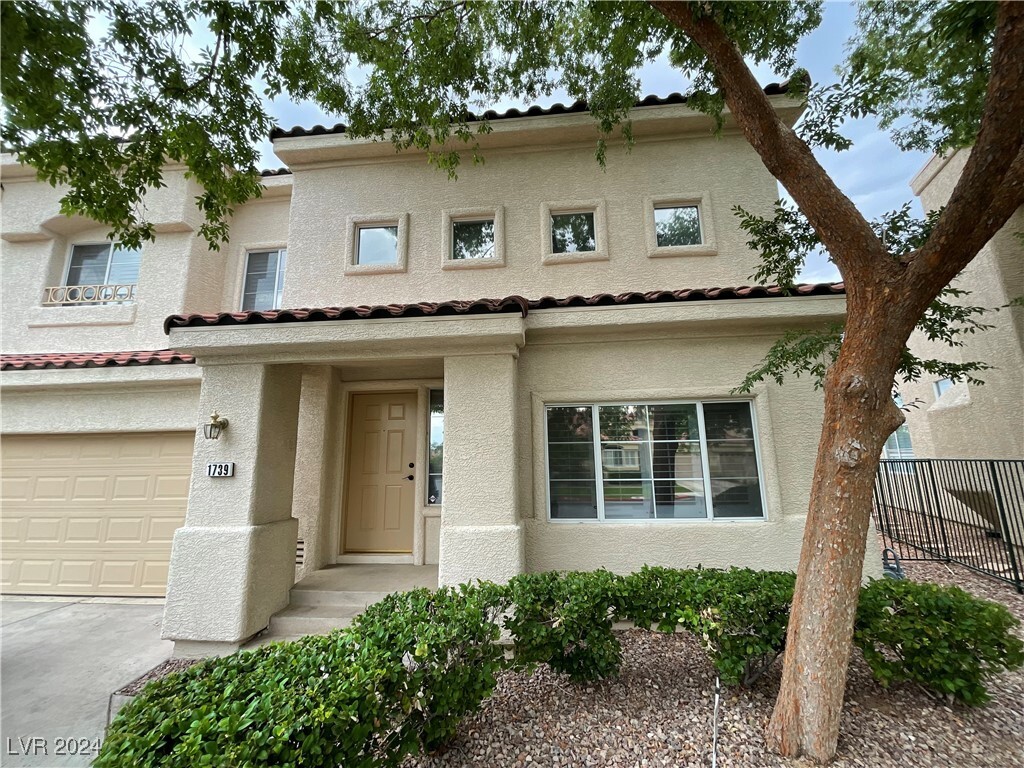 Foto principal - 1739 Lily Pond Cir