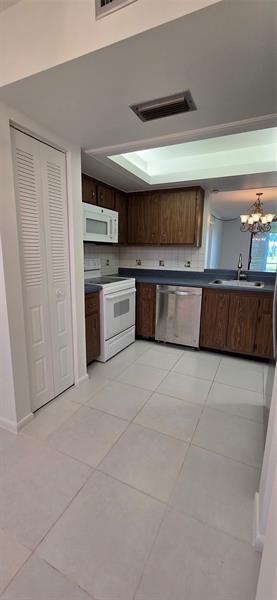 Foto del edificio - 7350 NW 18th St