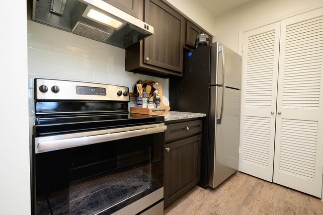 Building Photo - The Hamilton