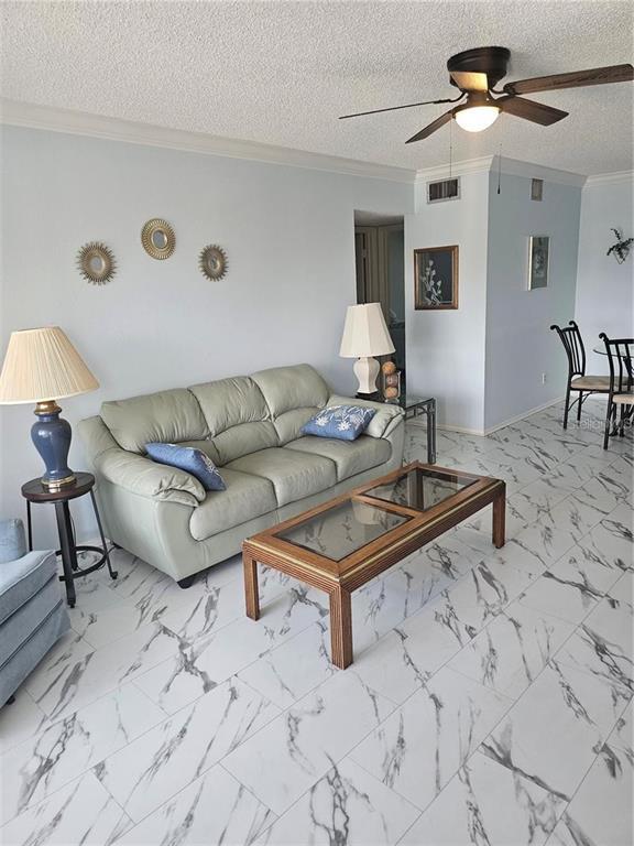 Foto del edificio - 2311 Brisbane St