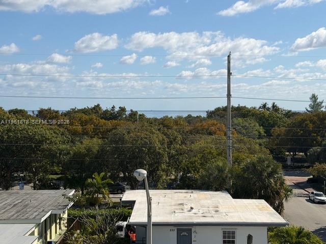 Building Photo - 8000 Harding Ave