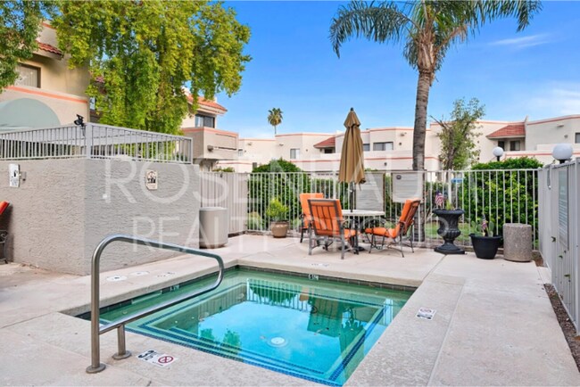 Foto del edificio - 885 N Granite Reef Rd