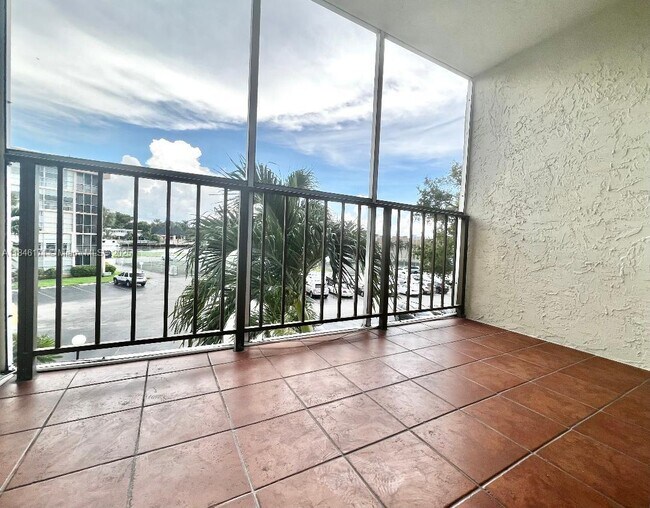 Building Photo - 701 Three Islands Boulevard