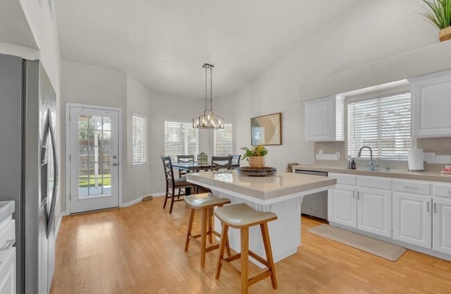 Building Photo - 8639 N Talladega Way