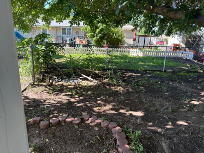 Building Photo - 3118 Canterbury Dr