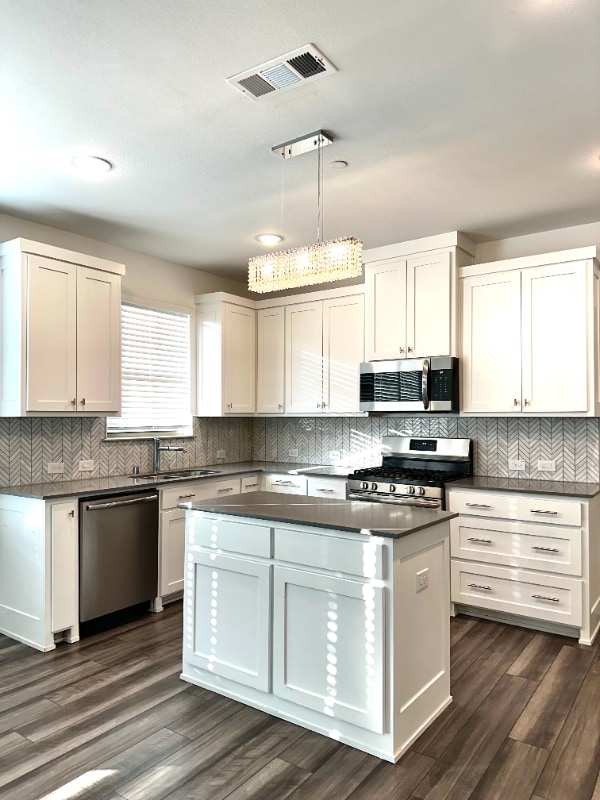 Foto del edificio - 691 Vista Oaks Rd