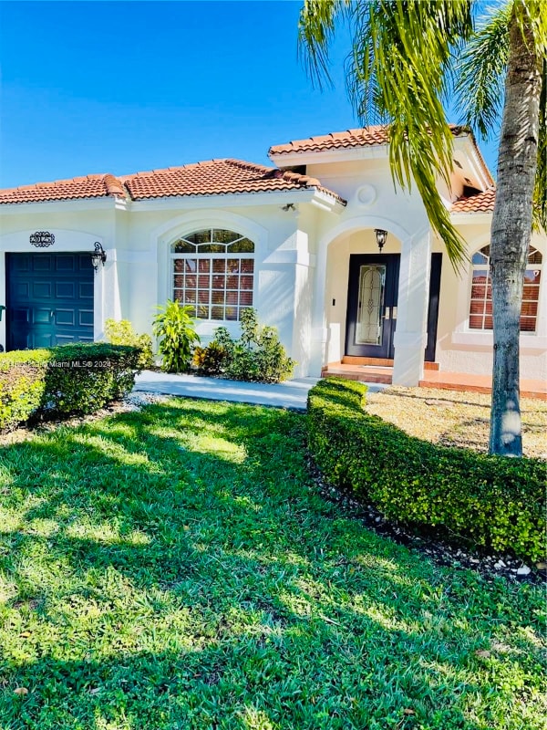 Photo - 20125 NW 78th Pl (Hialeah, FL)