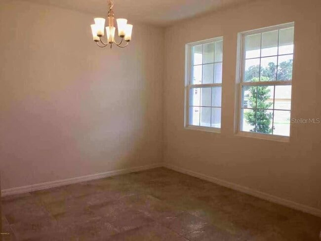 Building Photo - 4540 SW 65th Pl