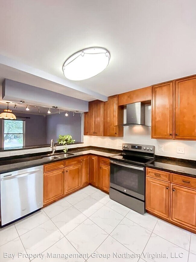 Foto del edificio - 4 br, 2.5 bath House - 4531 Briarton Dr