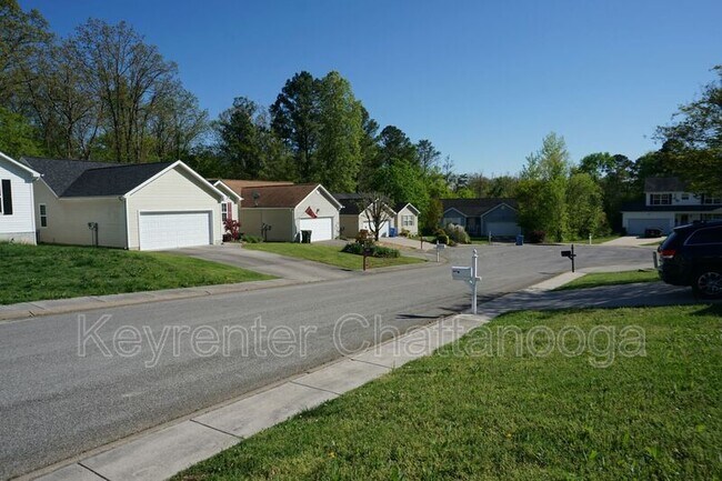 Building Photo - 7549 Remington Ct