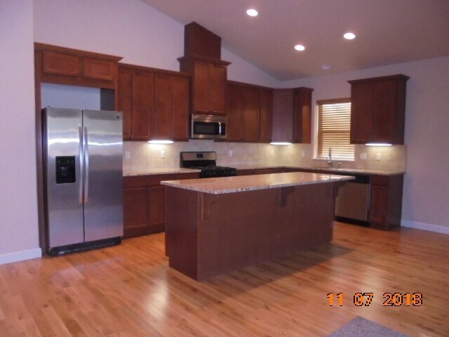 Foto del edificio - 2981 SW Redmond Hill Rd