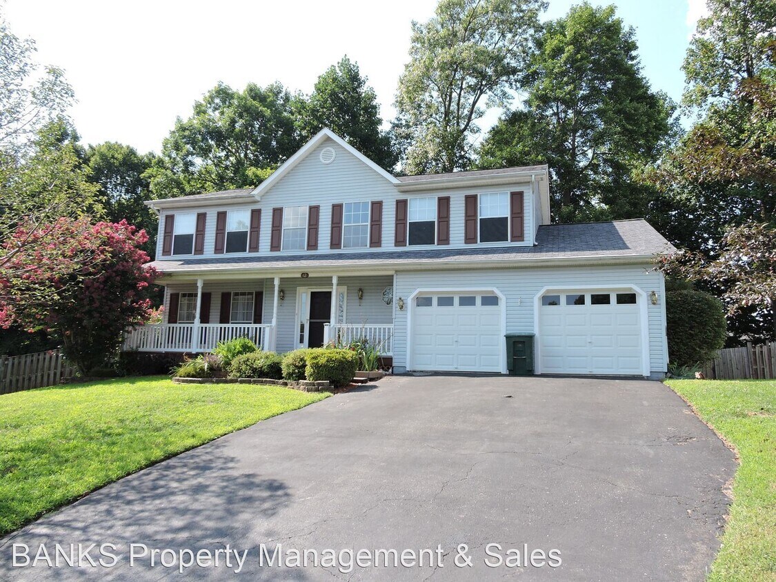 Primary Photo - 5 br, 3.5 bath House - 12 Harry Court