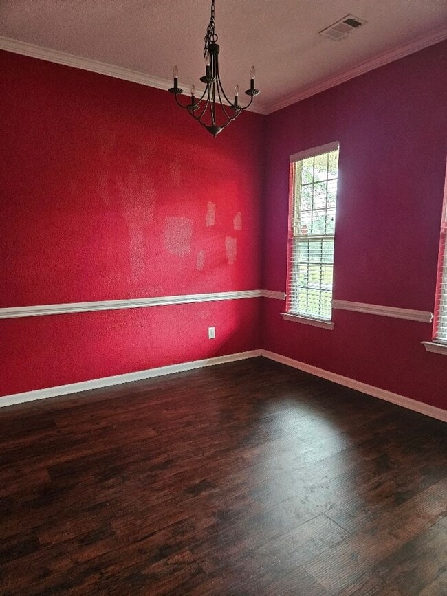 Building Photo - 4 Bedroom in Perrydise! Available to view ...