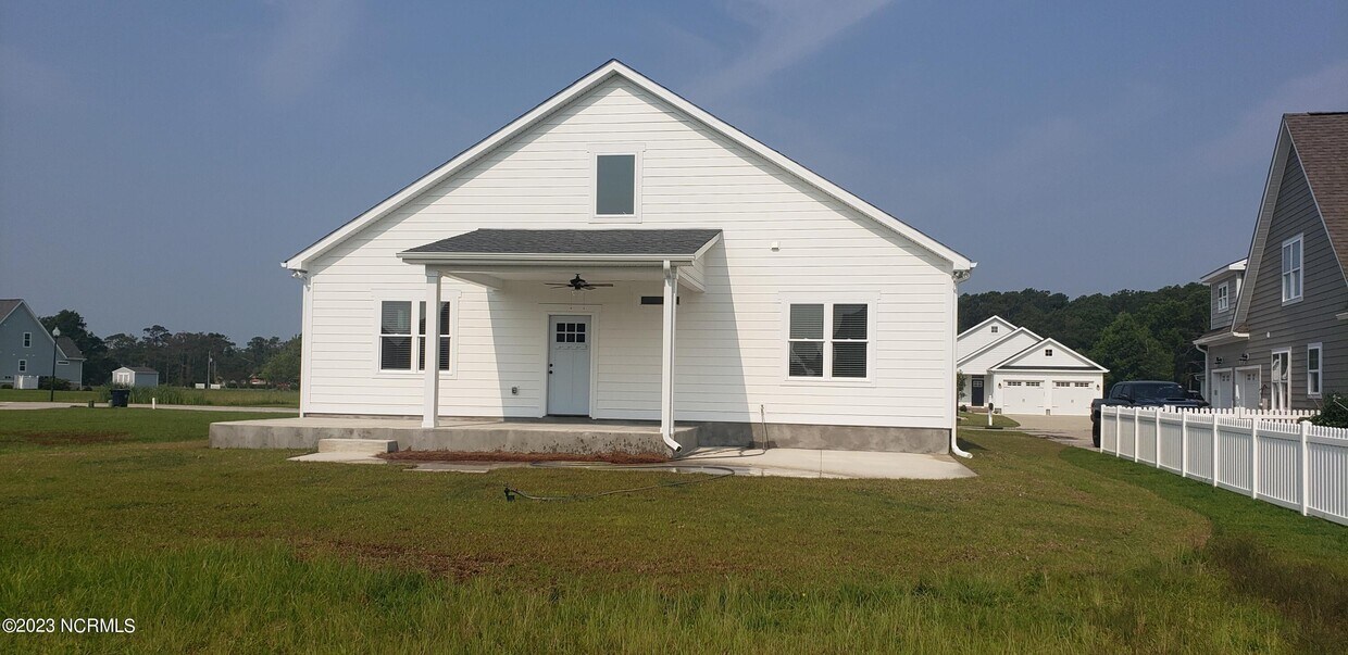 Foto del edificio - 1714 Olde Farm Rd