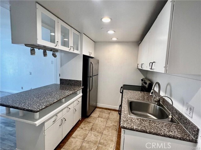 Foto del edificio - 225 W 6th St