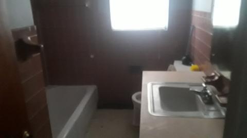 Foto del edificio - 6040 Laurel Hall Dr