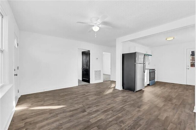 Foto del edificio - 248 Caldwell Ln