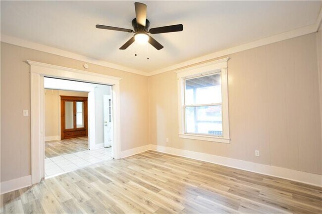 Foto del edificio - 430 E Chestnut St