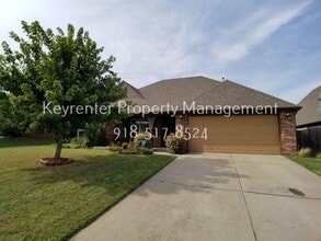 Building Photo - 3905 West 110th Pl S
