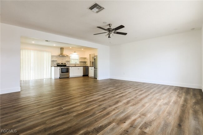 Foto del edificio - 185 Norfolk Ave NW