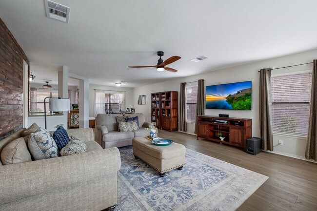 Building Photo - 2941 Candleberry Dr