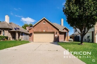 Building Photo - 18432 Sunrise Oaks Ct
