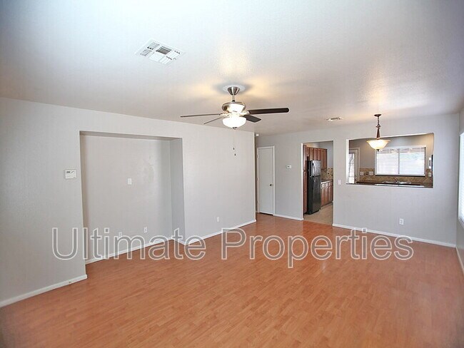 Foto del edificio - 4634 N 84th Ln