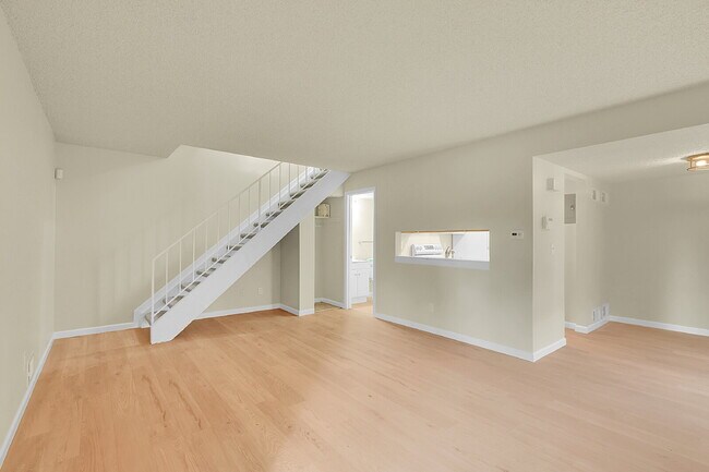 Foto del edificio - $1,795.00 - 2 Bedrooms, 1.5 Bathrooms, Sin...