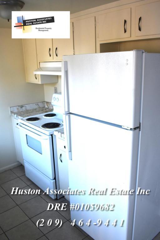 Building Photo - 8130 Tam O'Shanter Dr