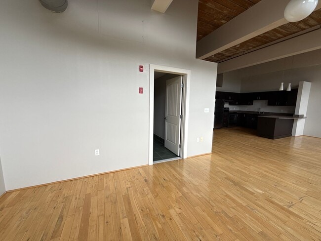 Interior Photo - Greystone Lofts