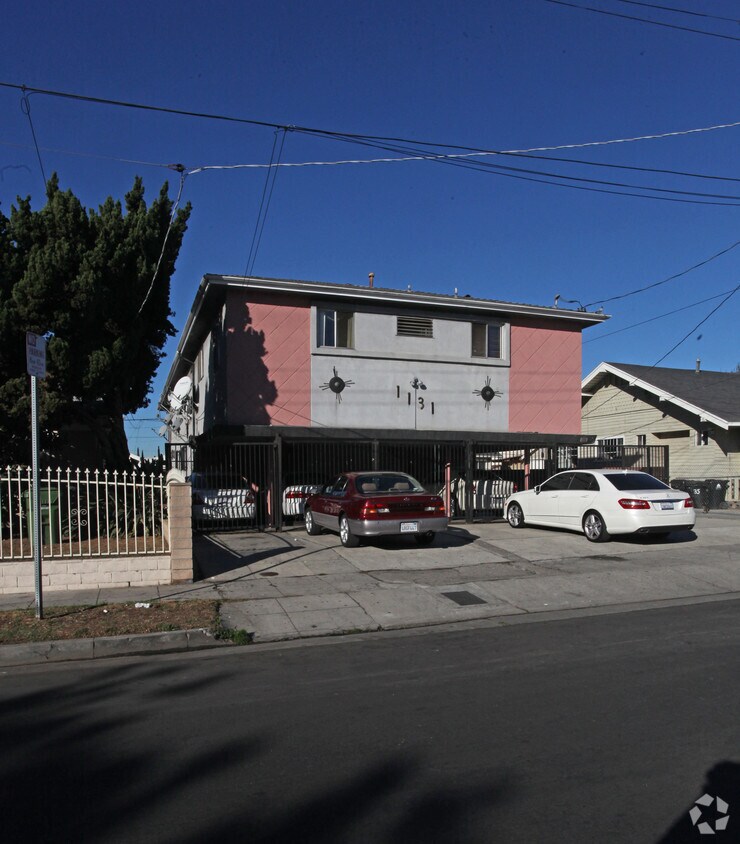Primary Photo - 1131 Kenmore Ave