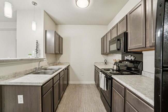 Building Photo - Residences of Stillwater