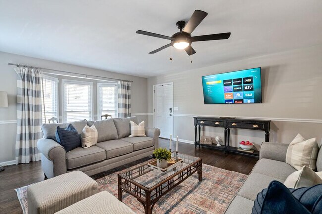 Building Photo - 17 Rock Crest Cir SE