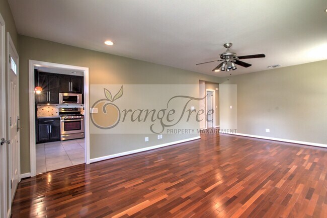 Photo - 114 Norwood St House